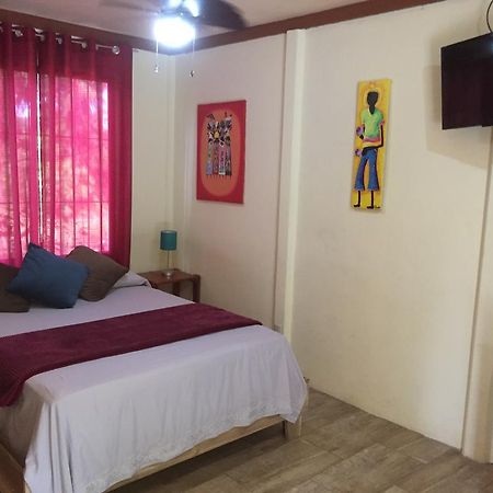 Suites Chile Verde Manzanillo  Kültér fotó